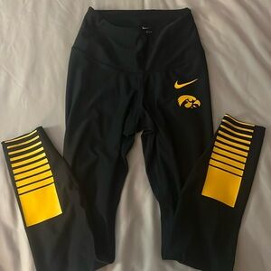 Nike Iowa Hawkeyes leggings